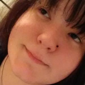 Meet your Posher, Ella